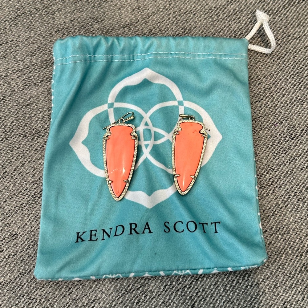 Kendra Scott Skylar Earrings Coral & Gold